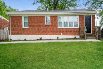 10214 Barkley Dr Louisville, KY 40299